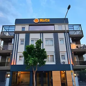 Sun Aparthotel
