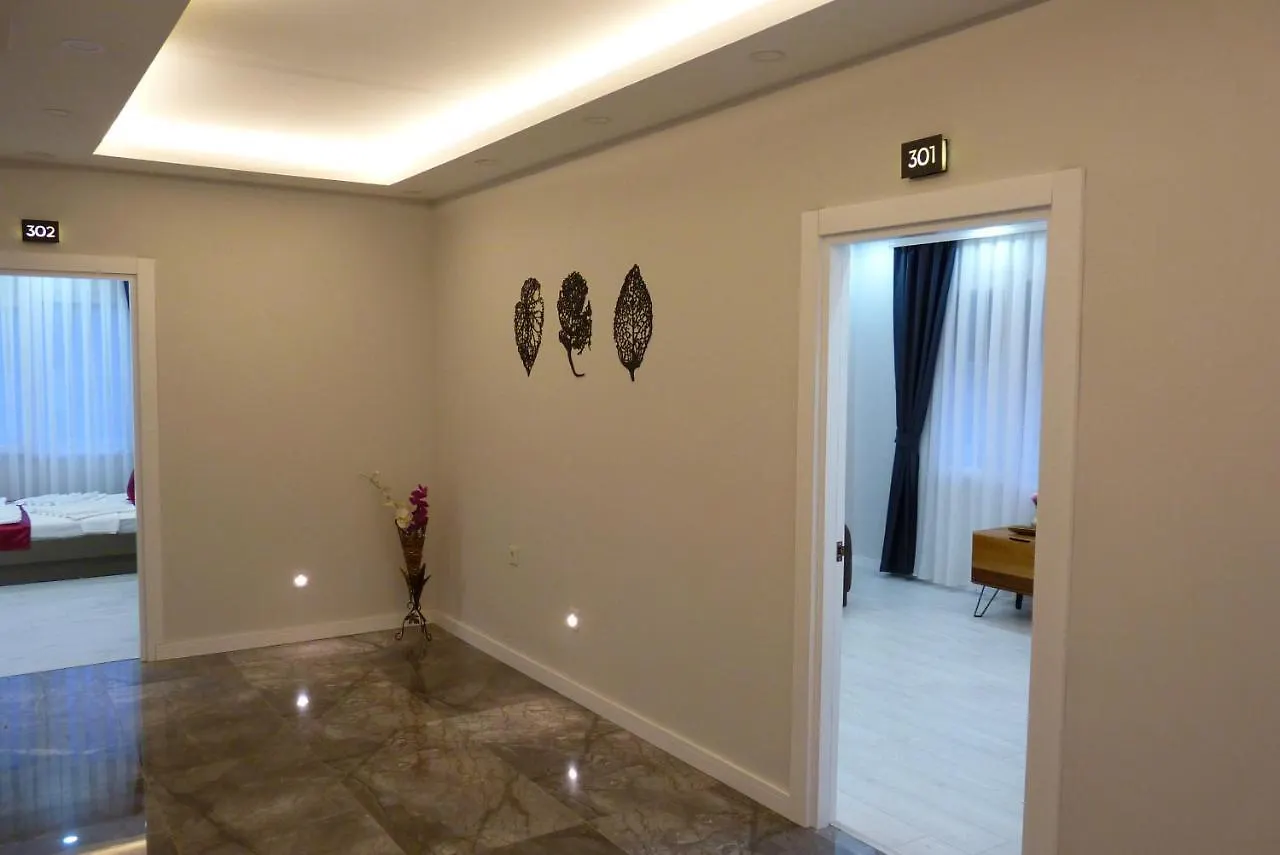 Konyaalti Hotel Анталья